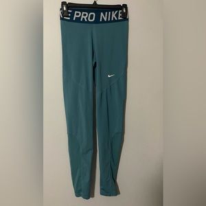 Nike Pro Leggings